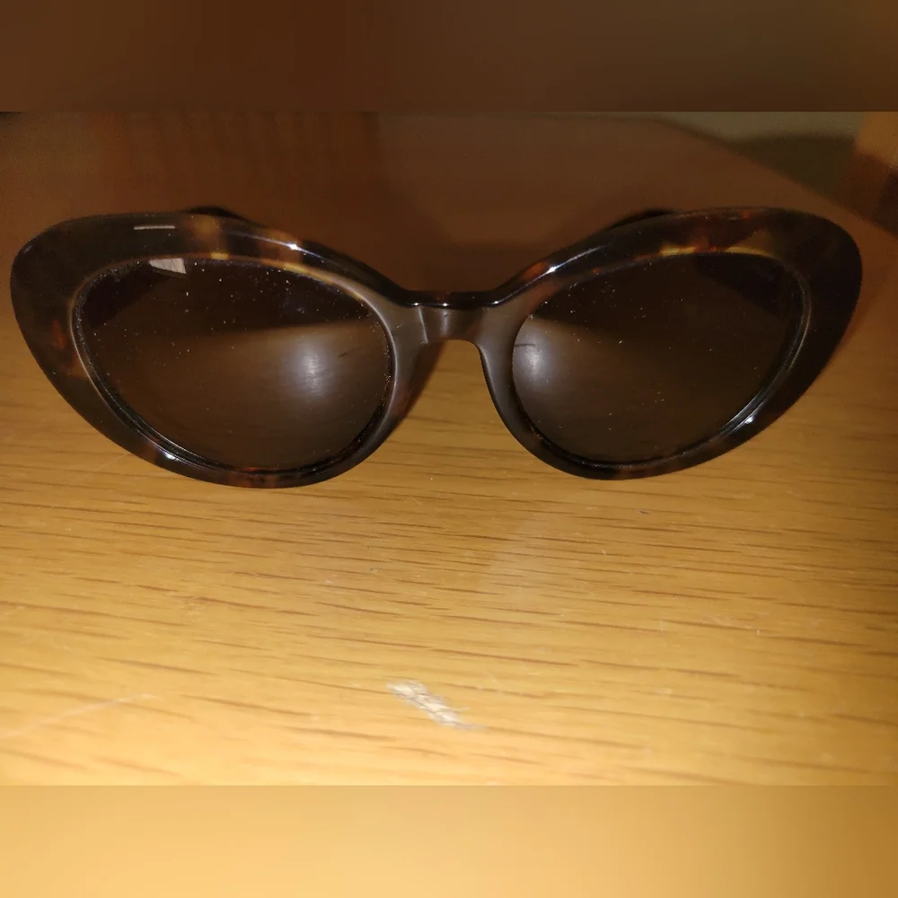 ❤️‍🔥SALT. Optics Courtney Sun Sunglasses - Picture 5 of 10